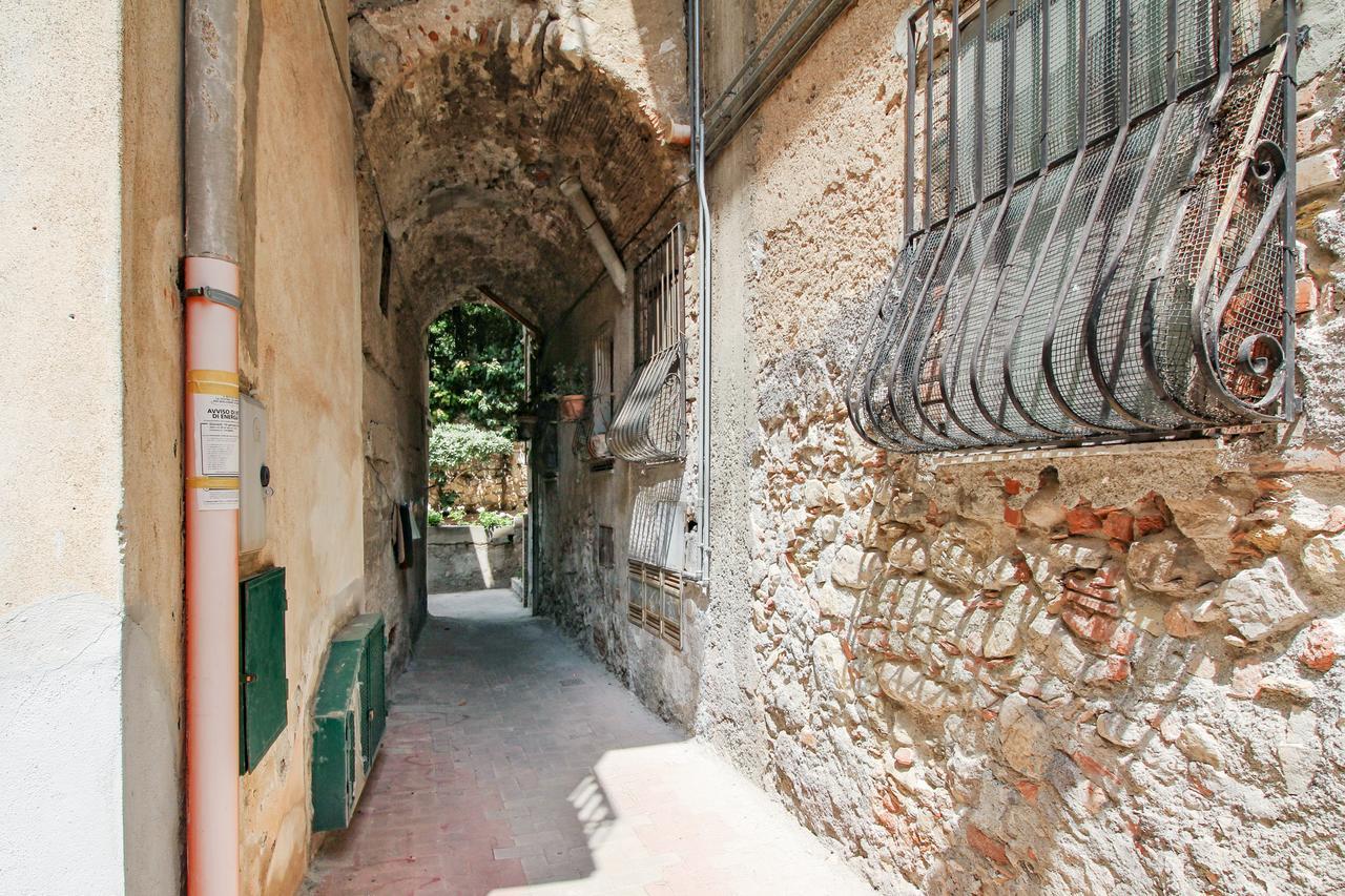 Taormina Sunny Experience Apartment Bagian luar foto