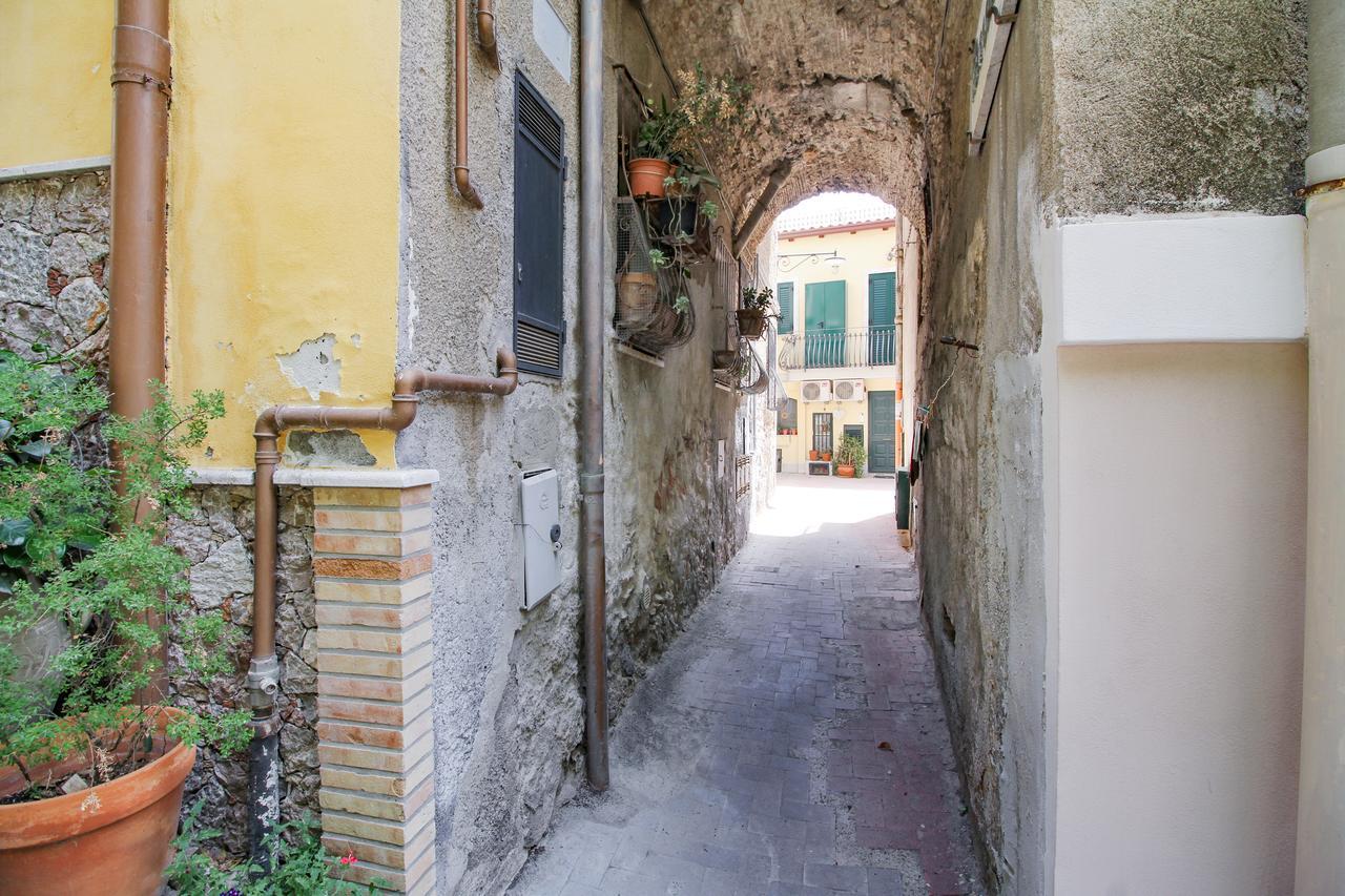 Taormina Sunny Experience Apartment Bagian luar foto